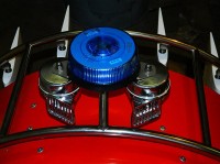 Modra singalna luč ki se programira po želji z močno zvočno signalizacijo