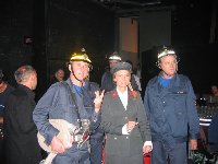 saj naša članica je še kr, a ne...?..:)