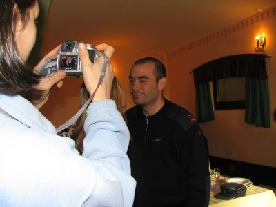 jaz ne vem no, pa ravno njega ma gor :(...hahaha