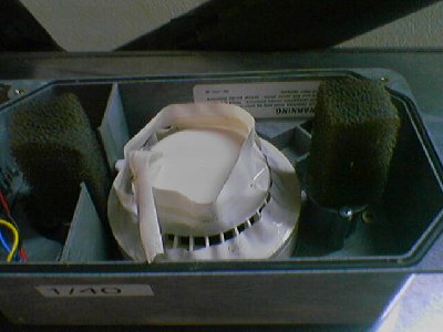 Malo zalepimo in ne vklopi se sirena.